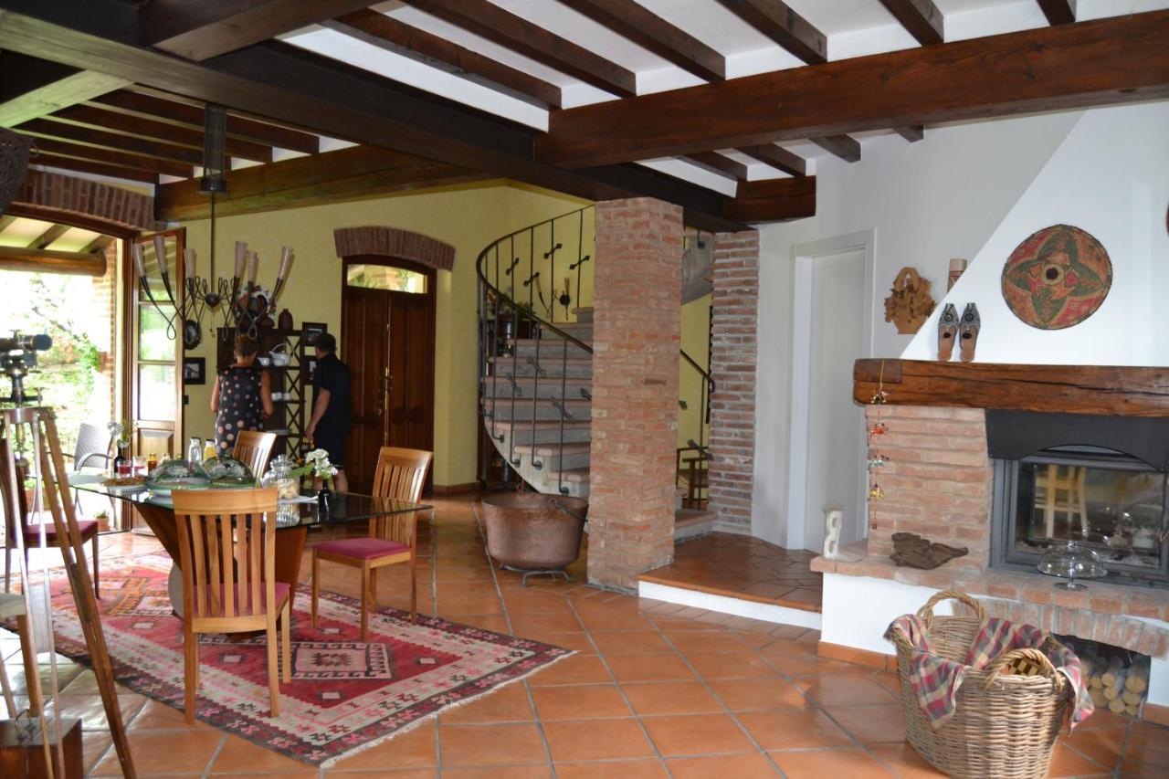 B&B Il Martin Pescatore Bagnolo San Vito Exterior photo