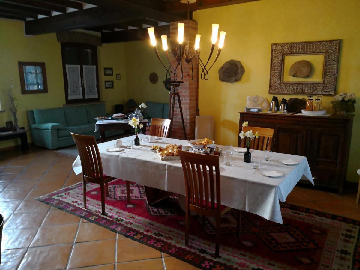 B&B Il Martin Pescatore Bagnolo San Vito Exterior photo