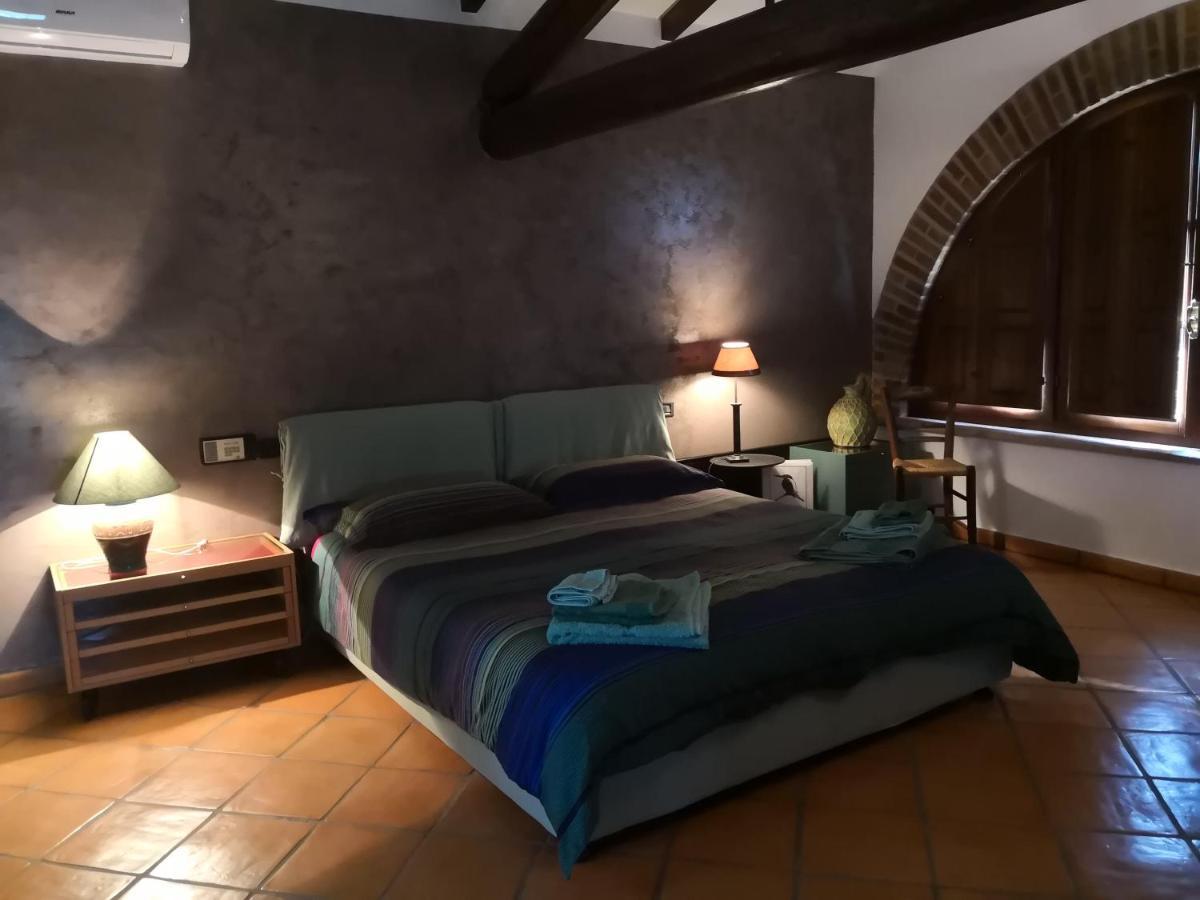 B&B Il Martin Pescatore Bagnolo San Vito Exterior photo